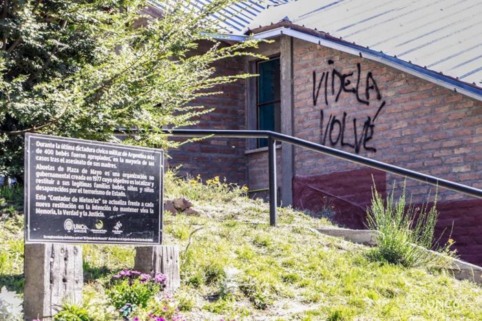 “Videla volvé”, las inadmisibles pintadas en la UNCo – Bariloche