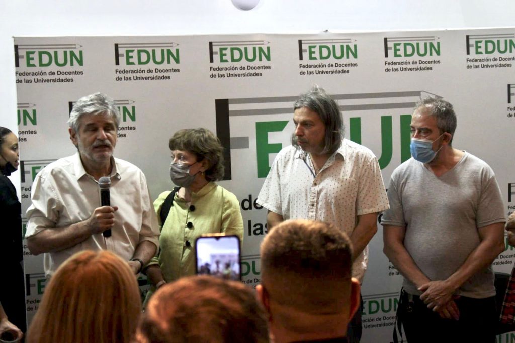 Alberto Fernández participó del brindis de fin de año de ADUBA-FEDUN